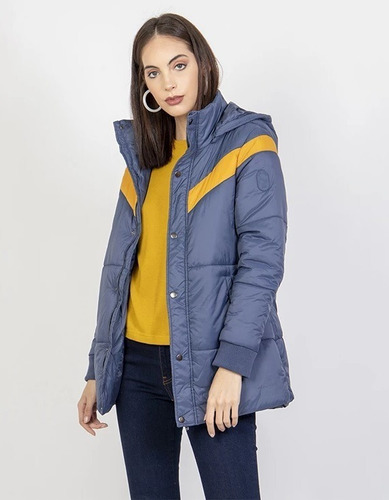 Campera Daniel Cassin Nueva Sin Uso Capucha Desmontable