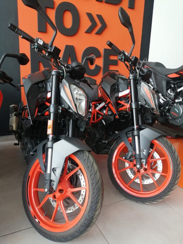 Imagen 9 de 11 de Ktm Duke 250 (2022)