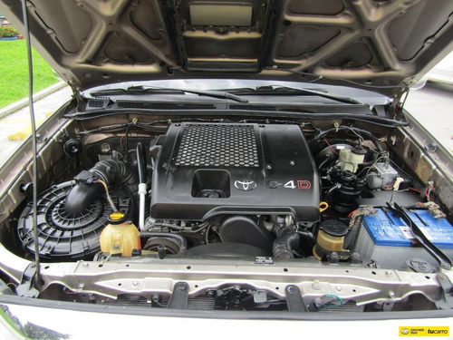 Toyota Fortuner 3.0 Sr5