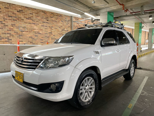 Imagen 1 de 25 de Toyota Fortuner Sr5 2013
