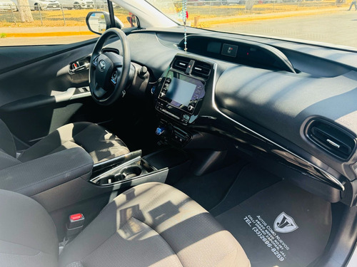 Toyota Prius 1.8 Base Cvt