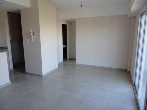 Venta De Departamento 2 Ambientes Con Cochera - Monte Grande