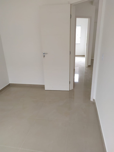 Imagem 7 de 12 de Excelente Casa Em Condomínio, 02 Quartos, R$280.000,00 - Xaxim. - 99899