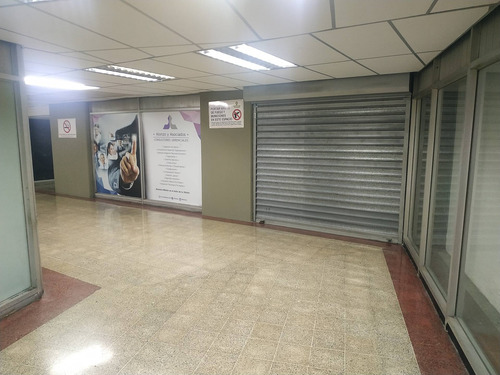 Imagen 1 de 18 de Venta Local Comercial - Oficina En El C. C. Centro Plaza Chacao