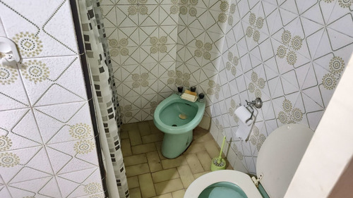 Imagen 20 de 30 de Venta Ph 3 Amb C/patio Y Escritorio. Flores. Pb.