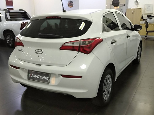 Imagem 3 de 10 de Hyundai Hb20 1.0 Comfort 12v Flex 4p Manual