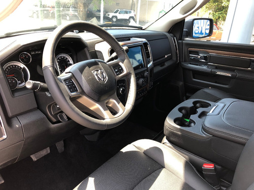 Imagen 9 de 14 de Ram 1500 Dodge Laramie 4x4 At