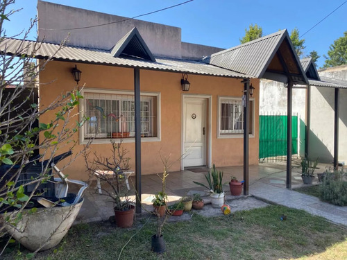 Casa Chalet  En Venta En Quilmes,  G.b.a. Zona Sur