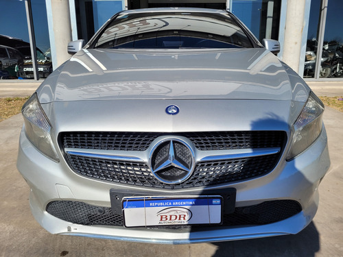 Mercedes-Benz Clase A 1.6 A 200 At Urban B.efficiency 156cv