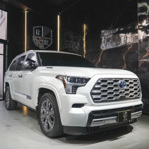 Toyota Sequoia 4WD CAPSTONE