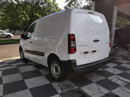 Imagen 13 de 15 de Peugeot Partner 2019 1.6 Hdi Mt
