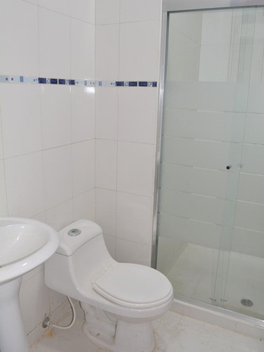 Imagen 7 de 16 de Gabriela Giron Alquila Apartamento En Las Chimeneas Valencia