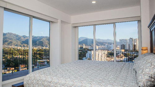Departamento En Venta En Colonia Zona Hotelera Norte, Puerto Vallarta, Jalisco