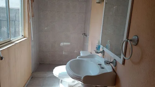 Se Vende Hermosa Casa Amplia E Iluminada