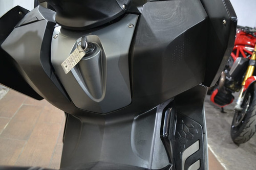 Maxi Scooter Bmw C650gt, Aerodinámica Y Elegante