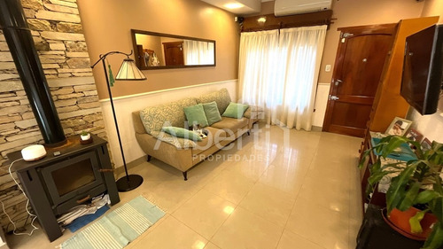 Venta El Palomar Casa Ph Al Frente 3 Ambientes.