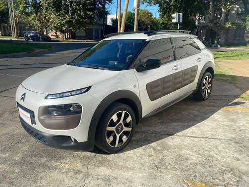 Imagen 4 de 22 de Citroën C4 Cactus 1.2 Pure Tech Ac234