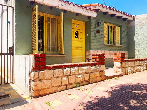 Imagen 4 de 11 de Casa En Venta De 3 Dormitorios En Pleno Centro- Cosquín