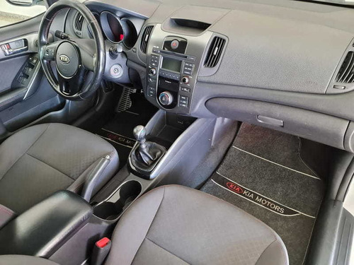 Imagem 11 de 15 de Kia Cerato 1.6 Sx3 16v Gasolina 4p Manual