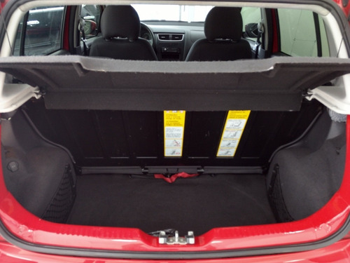 Volkswagen Fox 2013 1.0 Trend Tec Total Flex 5p