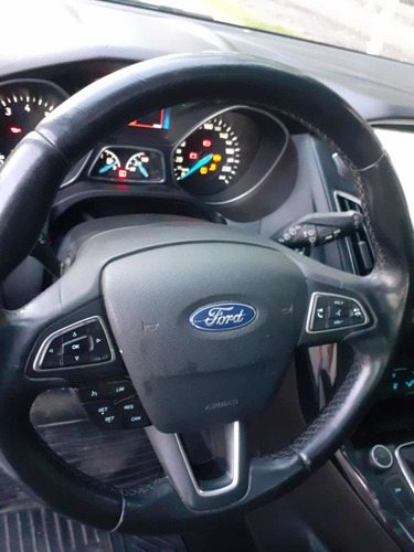 Ford Focus Titanium