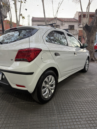 Chevrolet Onix 1.4 Lt 98cv