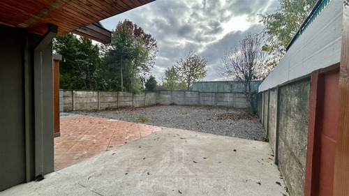 Arriendo De Local Comercial En Los Pablos, Temuco