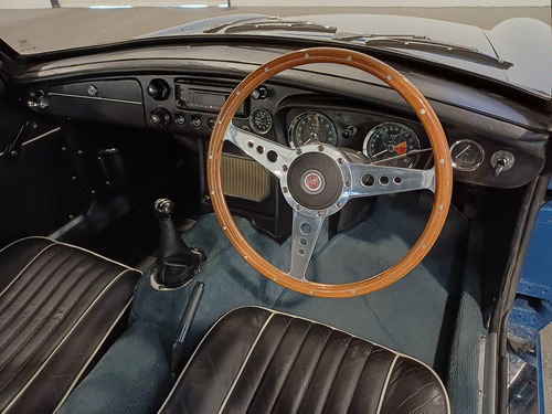 Mg B Gt Coupe (1967) Macomeclassic