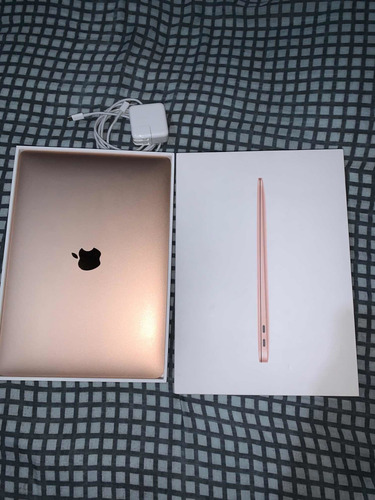 Macbook Air M1 2020 (Usado)