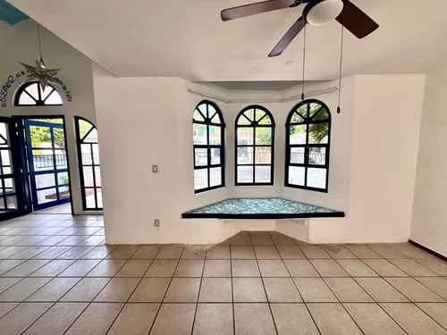 Casa En Renta En El Palomar, Tlajomulco