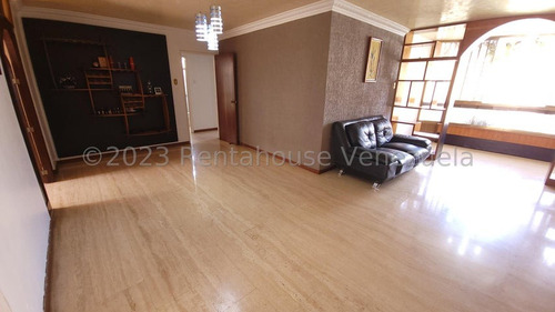 Apartamento En Venta. Montalban Ii. 24-10011