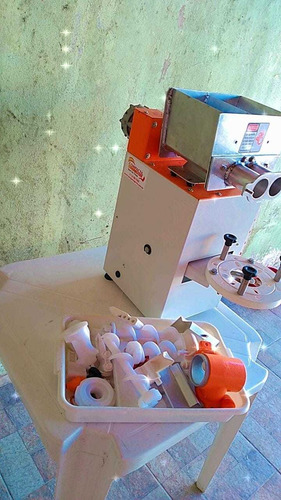Imagem 2 de 5 de Máquina De Fazer Salgados