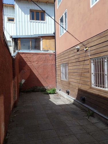 Local Comercial + Depto + Garage. Oportunidad!