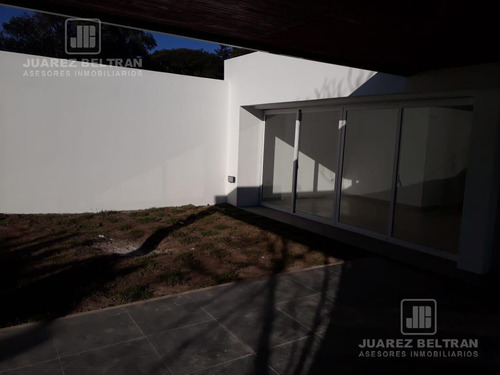 Imagen 2 de 14 de Casa - El Talar De Mendiolaza