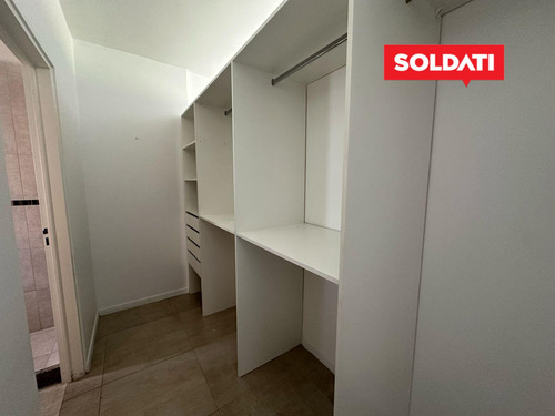 Venta 3 Cuartos Y Escritorio. Pileta, Parrilla, Piscina.