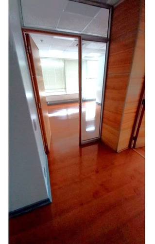 Imagen 20 de 30 de Arriendo Oficina De 681,81 M2, Metro Pedro De Valdivia