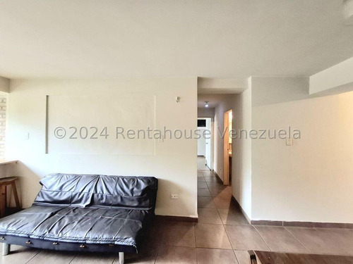 Rent-a-house Vende Lindo Apartamento, El Limón, Maracay, Estado Aragua, 25-5109 Gf