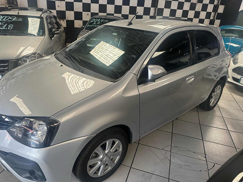 Toyota Etios 1.5 X Plus 16v 5p