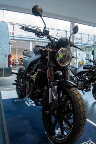 Husqvarna Svartpilen 200