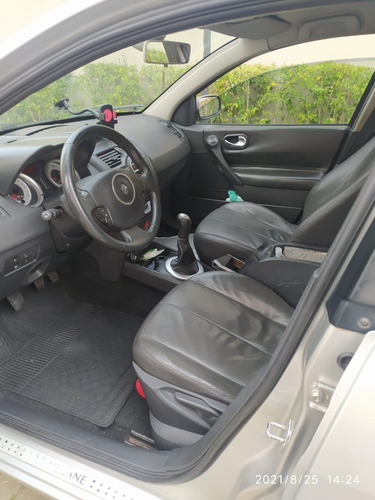 Imagem 4 de 8 de Renault Megane