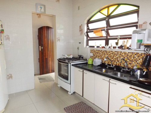 Imagem 7 de 17 de Casa - Térrea No Bairro Ribamar, 600 Metros Da Praia, Peruíbe-sp - 2187