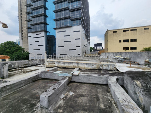 Local Comercial En Venta En Las Mercedes Terreno Caracas