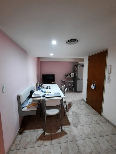Imagen 12 de 14 de Piso Completo Con Vista A Plaza Colon!