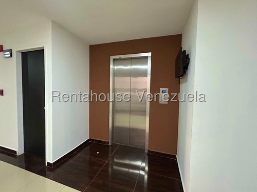 Moderno Y Comodo Apartamento En Venta Este De Barquiseto. Urbanizacion Ciudad Roca 26-40 As-jl