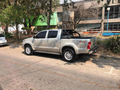 Imagen 5 de 15 de Toyota Hilux 2015 3.0 Cd Srv Cuero 4x4 5at - A4