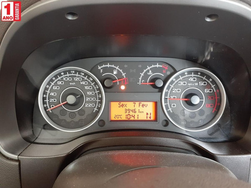 Fiat Idea Essence Dualogic 1.6 Flex 16v 5p