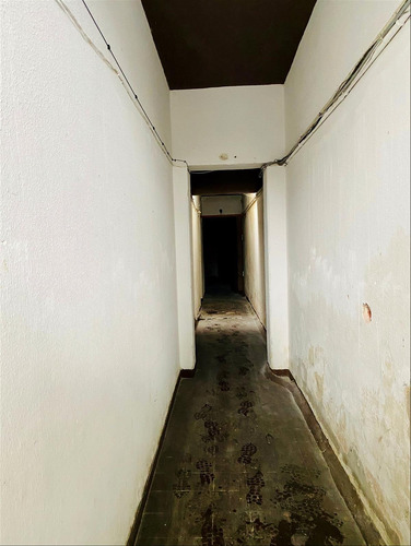 Imagen 3 de 6 de Locales, Apartamento Y Deposito De 153m22 Cw174284