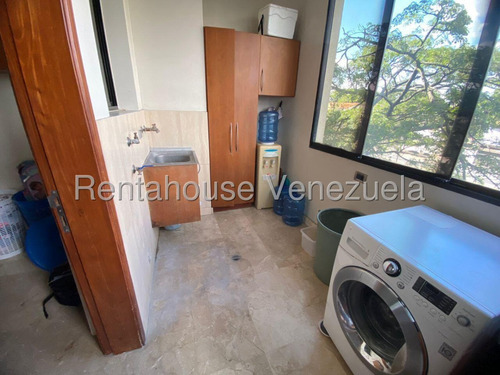 César Bullones Vende Regio Apartamento En Tiuna Park, Zona Exclusiva Del Este, Lara 25-8310