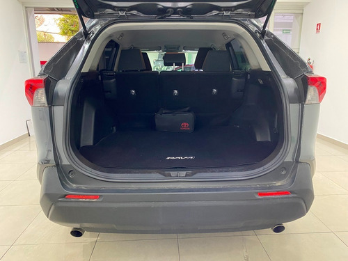 Toyota RAV4 2.5 Le 204hp At