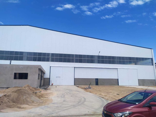 Imagen 2 de 6 de Galpón En Venta En Conglomerado Industrial En Zona Sur